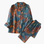 Women's Fleece Pajama Set with Bear Motif and Elastic Waistband