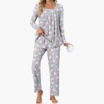 Women's Pajama Set with Long Sleeves and Star Pattern - Image 3