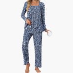 Women's Pajama Set with Long Sleeves and Star Pattern - Image 9