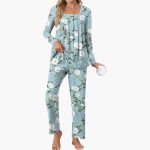 Women's Pajama Set with Long Sleeves and Star Pattern - Image 6