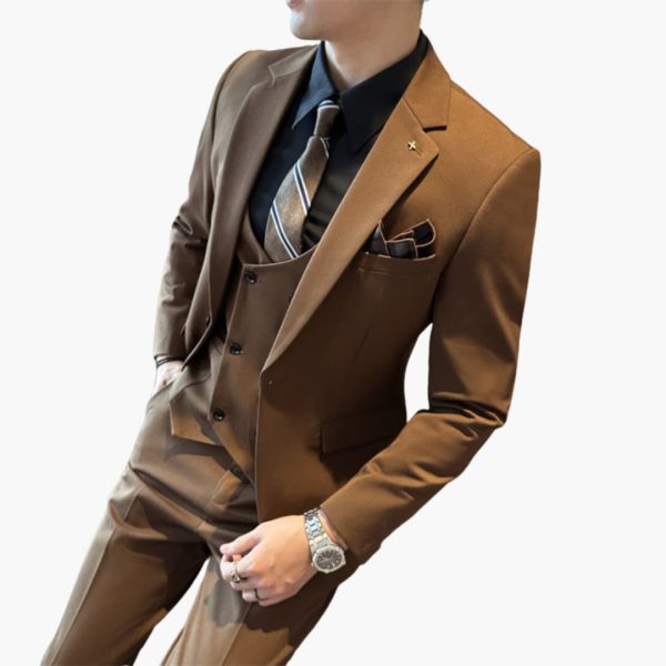 Three-Piece Men's Suit with Button Closure and Notch Lapel