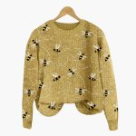 Women's Sweater with Bee Pattern and Long Sleeves