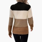 Women's pullover with round neckline and colorblock design - Image 6