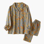 Women's Fleece Pajama Set with Bear Motif and Elastic Waistband - Image 4