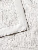 Little Bee Matelasse Baby Blanket - Image 10