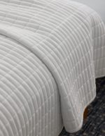 Bamboo Jersey Quilt - Image 16