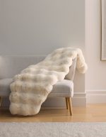 Double Bubble Cuddle Blanket - Image 7