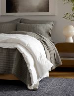 Down Alternative Throw - Image 16