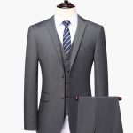 Men's Three-Piece Suit with Button Placket and Long Sleeves - Image 2