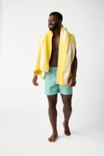 Classic Stripe Resort Towel Bundle - Image 14