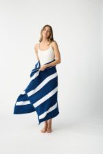 Classic Stripe Resort Towel Bundle - Image 6