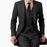 Men’s Three-Piece Suit with Lapels and Pants - Image 4