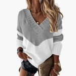 Women's V-Neck Sweater with Animal Print Pattern - Image 3