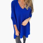 Modern, loose-fitting V-neck sweater for women - Image 3