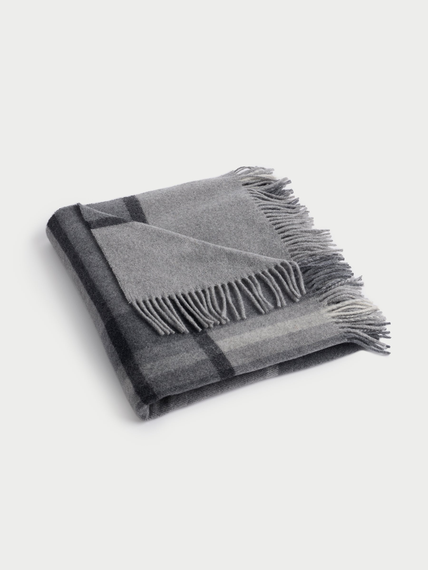 5_Grey_Luccathrow.jpg Lucca Throw - Last Chance - Image 1