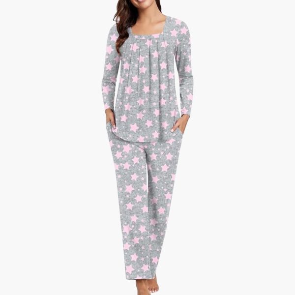 Women's Pajama Set with Long Sleeves and Star Pattern