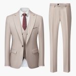 Elegant Slim Fit Suit - Men's 3-Piece for Business - Image 11