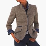 Women’s Blazer with Lapel Collar and Button Closure - Image 2