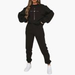 Women's Jogging Suit with Heart Print and Relaxed Fit - Image 5