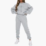 Women's Jogging Suit with Heart Print and Relaxed Fit - Image 8