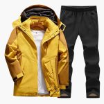 Women's Outdoor Set with Hooded Jacket - Image 5