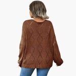Women's Oversized Sweater with Round Neck and Long Sleeves - Image 3