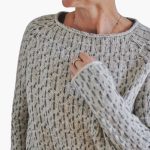 Women's Sweater with Round Neck - Image 4
