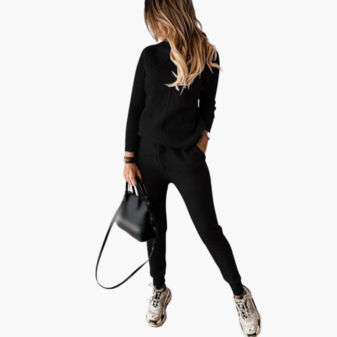 DamenStrickanzugmitRollkragenpulloverundJogginghose_4.jpg Women's Knitted Tracksuit with Turtleneck Sweater and Jogging Pants - Image 1