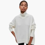 Women's Knitted Sweater with Round Neckline and Ribbed Cuffs - Image 5