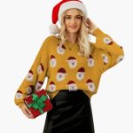 Women's pullover with round neckline and festive pattern - Image 7
