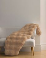 Double Bubble Cuddle Blanket - Image 5