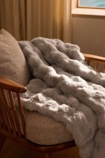 Bubble Cuddle Blanket - Image 10
