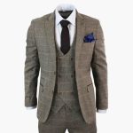 Men's 3-Piece Suit with Check Pattern - Image 2