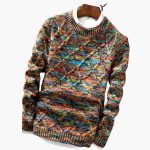 Men's sweater with round neckline and textured surface