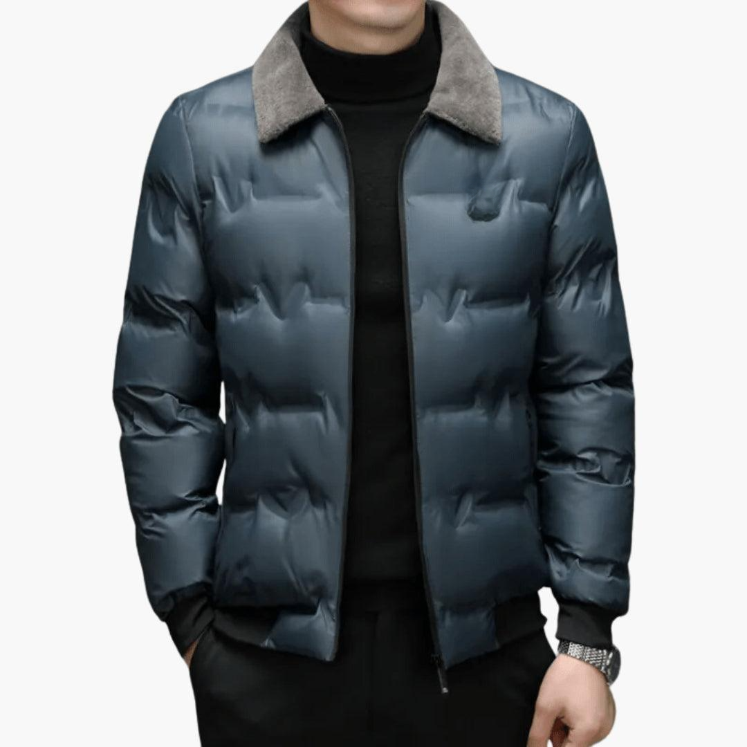 IsolierteDaunenjackefurManner_Trendig_WarmfurdenWinter_1.png Insulated Down Jacket for Men – Stylish & Warm for Winter - Image 1